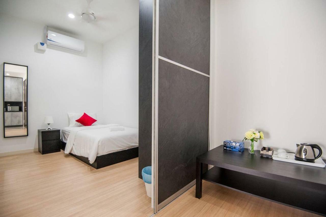 Usj One Homestay @ Subang Homestay Субанг Джая Екстериор снимка