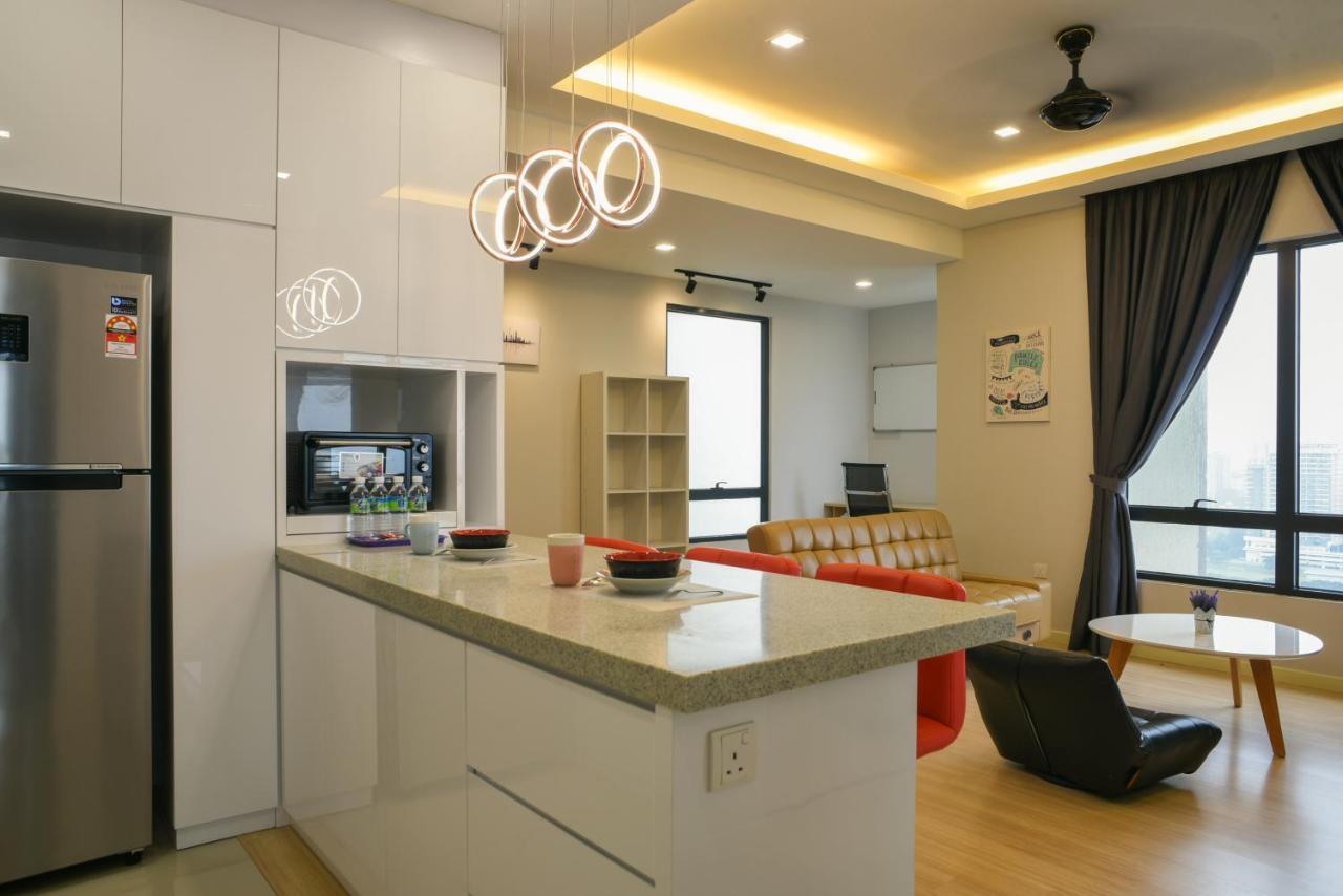 Usj One Homestay @ Subang Homestay Субанг Джая Екстериор снимка